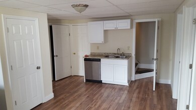 269 W 6th St unit 269, Lowell, MA 01850 - photo 4