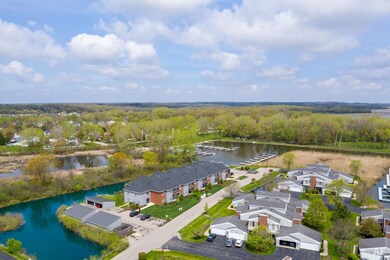 8300 Reva Bay Ln unit SLIP5, Fox Lake, IL 60020 - photo 6