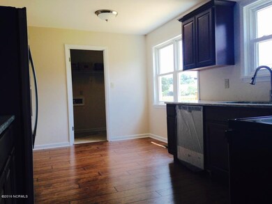 305 Branchwood Ct, Jacksonville, NC 28546 - photo 6