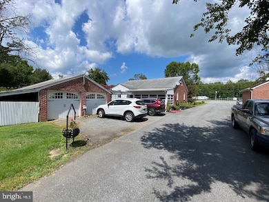 5125 Dupont Pkwy, Smyrna, DE 19977 - photo 5