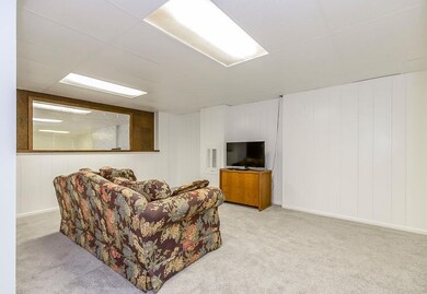 6920 Hallet Dr, Shawnee, KS 66216 - photo 3