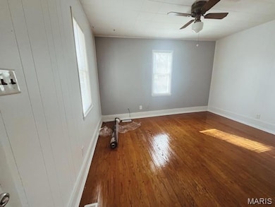 605 Broad St, Marble Hill, MO 63764 - photo 5