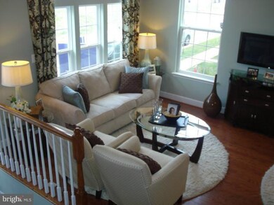 8200 Riggos Way, Hyattsville, MD 20785 - photo 4