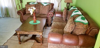 5205 Aldershot Dr, Lanham, MD 20706 - photo 2