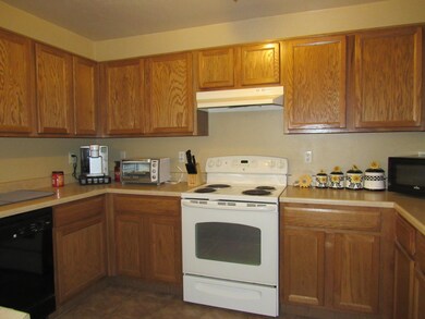 2979 N Silver Island Way, Tucson, AZ 85745 - photo 6