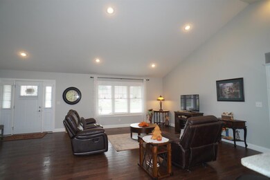 353 Abby Ln, Batesville, IN 47006 - photo 4