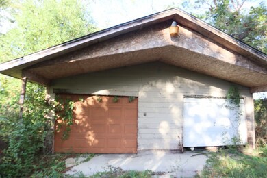 707 Pearl Ave S, Douglas, GA 31533 - photo 3