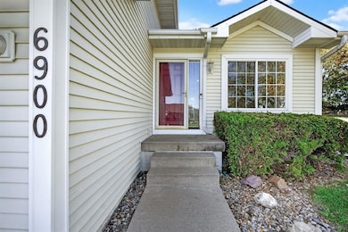 6900 Star View St, Des Moines, IA 50320 - photo 2