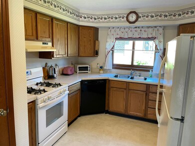 103 Regency Pkwy, La Porte, IN 46350 - photo 5