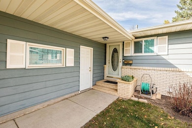 1410 24th Ave S, Moorhead, MN 56560 - photo 2