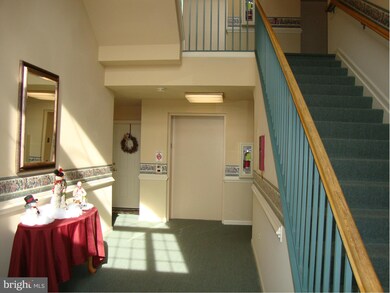 2100 Yates Dr unit 2C, Frederick, MD 21702 - photo 2