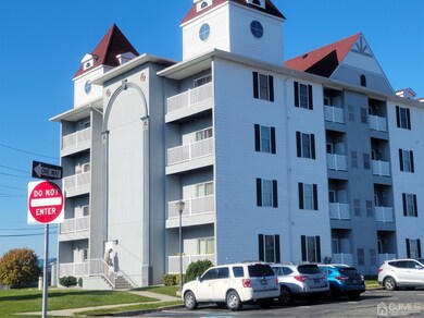 Shore Gate Village Grand Condominium unit 102, South Amboy, NJ 08879 - photo 2