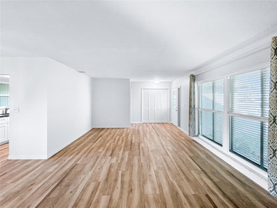 1408 W Del Webb Blvd, Sun City Center, FL 33573 - photo 7