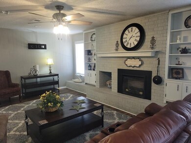 3113 Mimosa Dr, Sherman, TX 75092 - photo 3