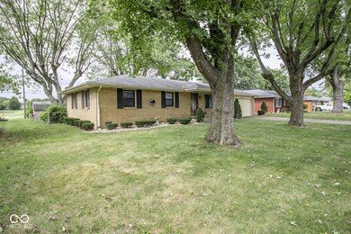 113 N Coventry Dr, Anderson, IN 46012 - photo 5