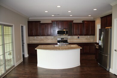 12325 Chirping Bird Ln, Knoxville, TN 37932 - photo 2