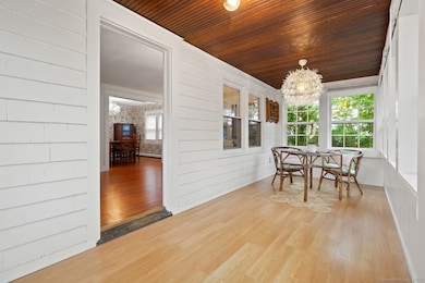 602 Fairfield Ave, Stamford, CT 06902 - photo 3