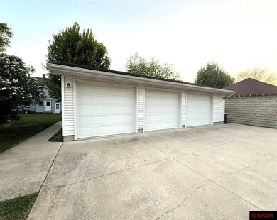 421, New Ulm, MN 56073 - photo 2