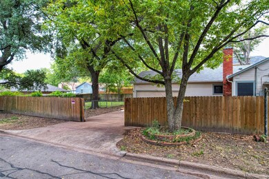 1421 W 4th Ave, Corsicana, TX 75110 - photo 2