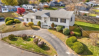 10 Sheffield Rd, Cranston, RI 02920 - photo 3