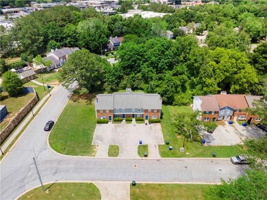 675 Hunting Creek Ln SE, Conyers, GA 30013 - photo 2