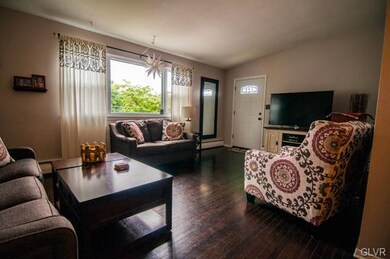 1841 Livingston St, Bethlehem, PA 18017 - photo 2