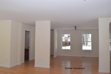 41 Rangeway Dr unit 81, Rochester, NH 03868 - photo 4