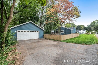 1301 Edith Ave NE, Grand Rapids, MI 49505 - photo 3