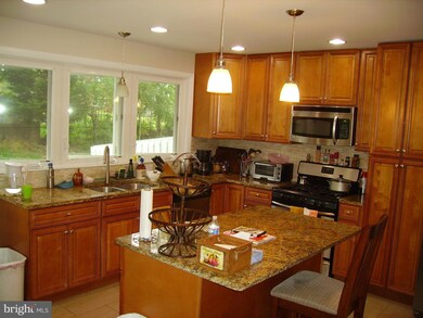 3306 Kaywood Place, Falls Church, VA 22041 - photo 3