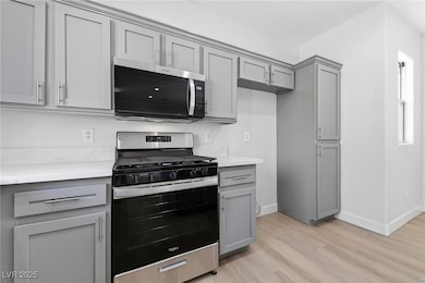 10625 Calf Creek Ct, Las Vegas, NV 89129 - photo 7