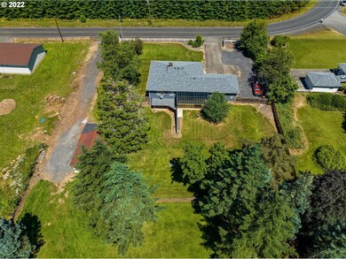 572 Rhoades Rd, Winlock, WA 98596 - photo 3