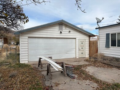 70 W 100 S, Elsinore, UT 84724 - photo 5