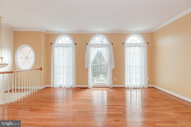 7034 Regional Inlet Dr, Fort Belvoir, VA 22060 - photo 4