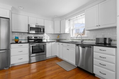 122 Locust St, Danvers, MA 01923 - photo 5