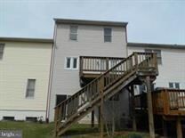 645 Knightsbridge Dr, Hagerstown, MD 21740 - photo 2