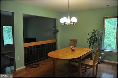 3725 Nimitz Rd, Kensington, MD 20895 - photo 4