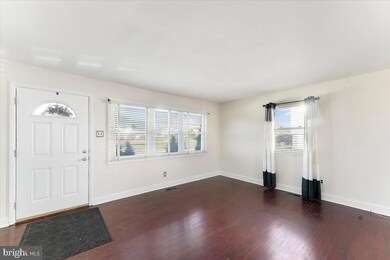 215 Ashford Dr, Broomall, PA 19008 - photo 4