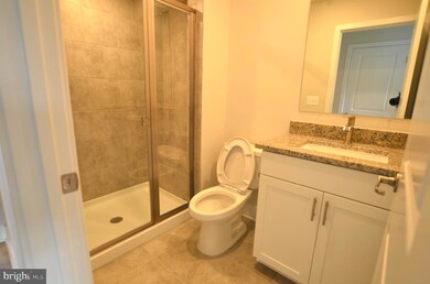2431 Woodlands Rd, Woodlawn, MD 21244 - photo 5