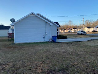 146 John Mark Ct, Manchester, TN 37355 - photo 3