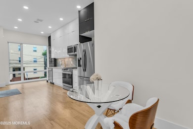 20 Van Nostrand Ave unit 1, Jersey City, NJ 07305 - photo 5