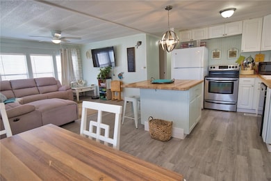 8207 Archie St, Englewood, FL 34224 - photo 3