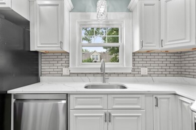 51 Walworth St unit 2, Roslindale, MA 02131 - photo 3