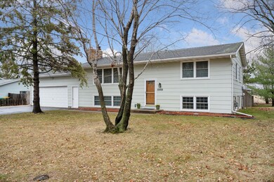10508 Quebec Ave N, Brooklyn Park, MN 55445 - photo 2