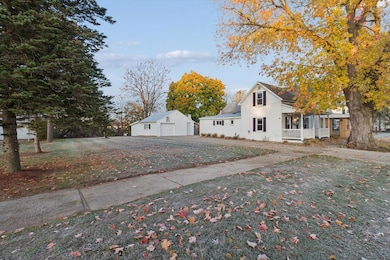 02-817 N 4th Ave Big Rapids, MI 49307-W