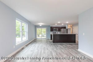 4303 Glenburne Blvd, Lansing, MI 48911 - photo 3