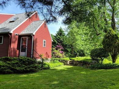 72 Chapel Rd, Amherst, MA 01002 - photo 3