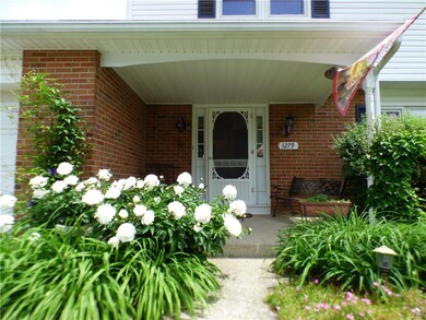 1279 Butternut Ln, Macungie, PA 18062 - photo 3