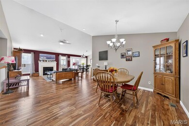 110 Matthews Dr, Wentzville, MO 63385 - photo 4