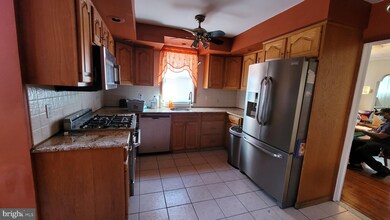 245 Windermere Ave, Lansdowne, PA 19050 - photo 7