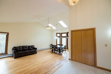 18 Clifford Ave, Tolland, CT 06084 - photo 3